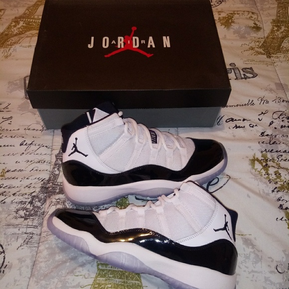 Jordan Retro 11 Concord - Picture 4 of 8